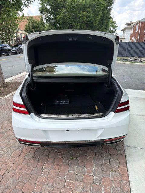 2020 Genesis G90 - $35,000