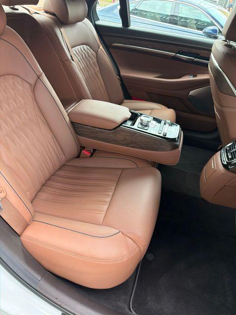 2020 Genesis G90 - $35,000