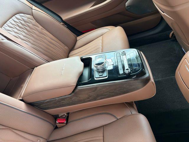 2020 Genesis G90 - $35,000