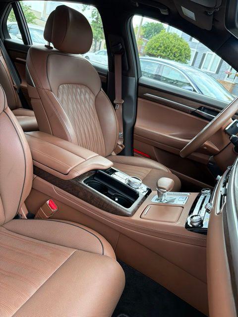 2020 Genesis G90 - $35,000