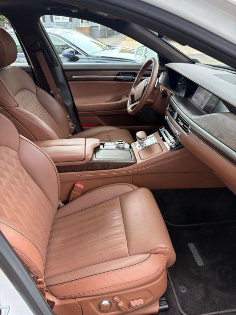 2020 Genesis G90 - $35,000
