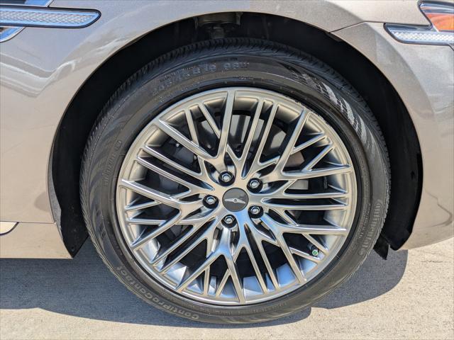 2021 Genesis G90 - $39,654