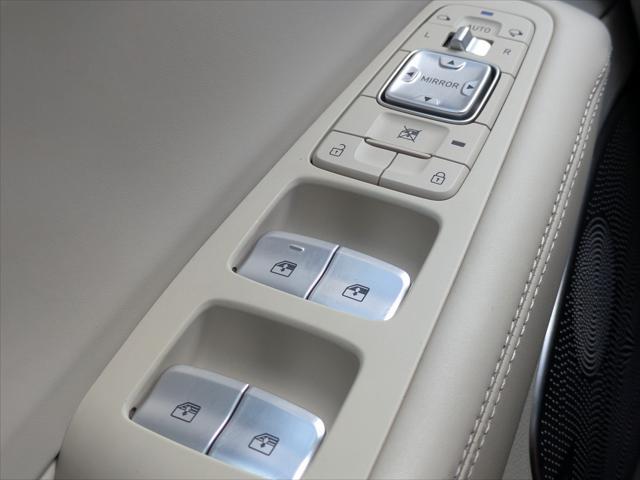 2021 Genesis G90 - $39,654