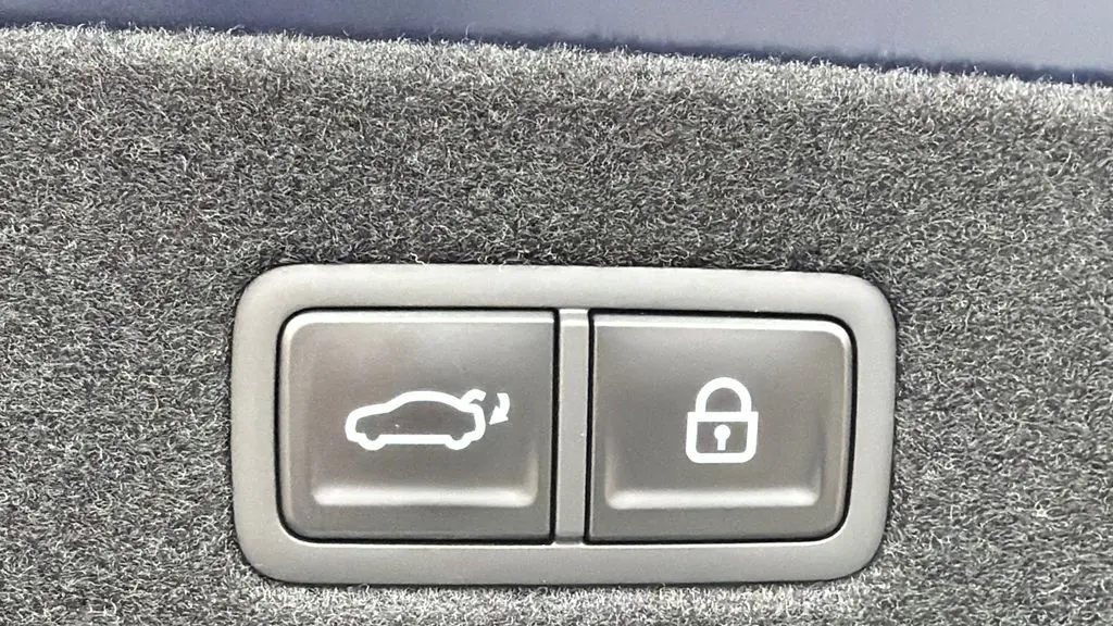 2026 Genesis G90 3.5T
