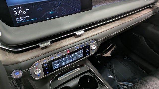 2025 Genesis G90 3.5T