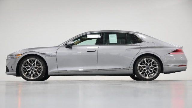 2023 Genesis G90 3.5T e-Supercharger