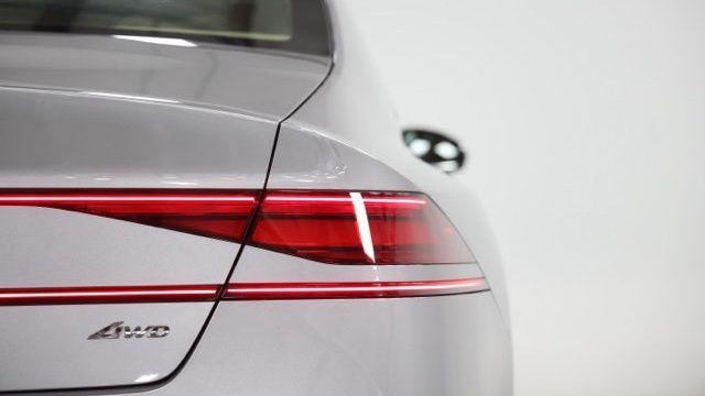 2023 Genesis G90 3.5T e-Supercharger