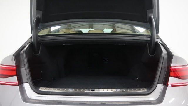 2023 Genesis G90 3.5T e-Supercharger