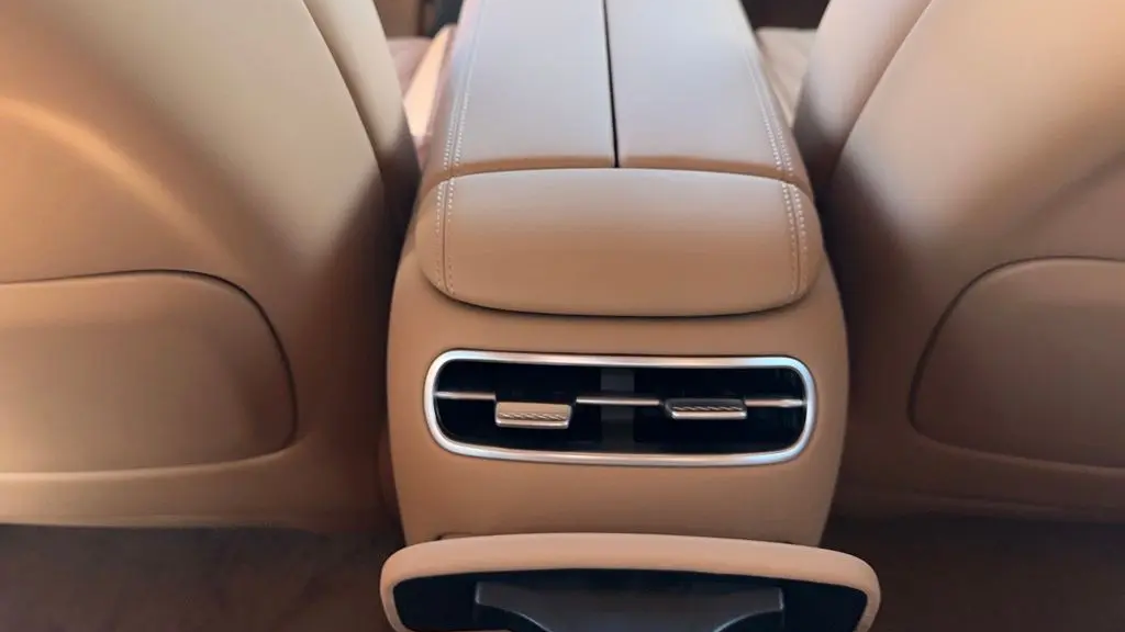 2026 Genesis G90 3.5T e-Supercharger