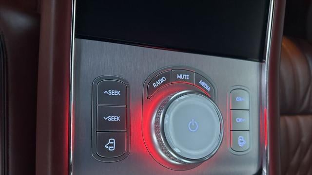 2024 Genesis G90 3.5T e-Supercharger