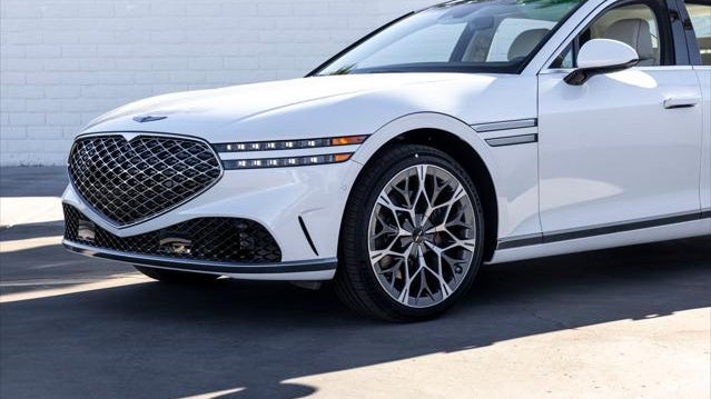 2026 Genesis G90 3.5T e-Supercharger