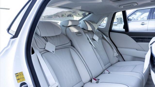 2026 Genesis G90 3.5T e-Supercharger