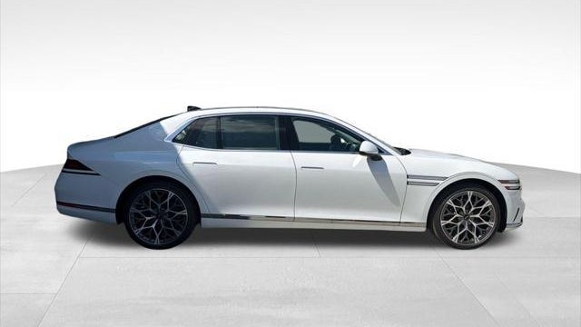 2026 Genesis G90 3.5T e-Supercharger