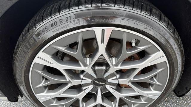 2023 Genesis G90 3.5T e-Supercharger
