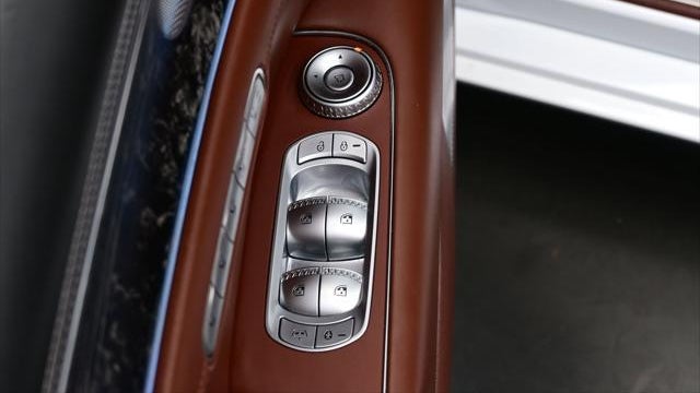 2023 Genesis G90 3.5T e-Supercharger