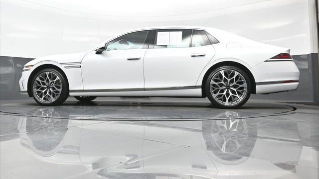 2023 Genesis G90 3.5T e-Supercharger
