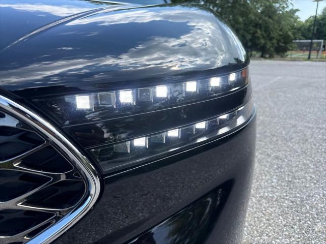 2025 Genesis G90 - $73,599
