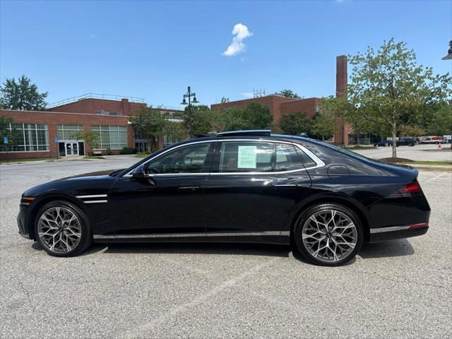 2025 Genesis G90 - $73,599