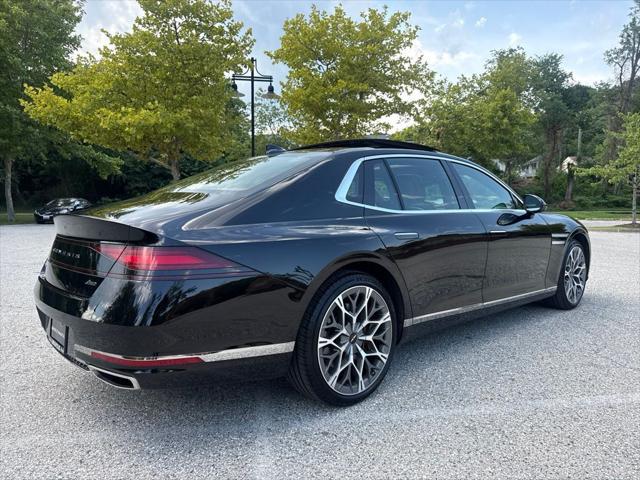 2025 Genesis G90 - $73,599
