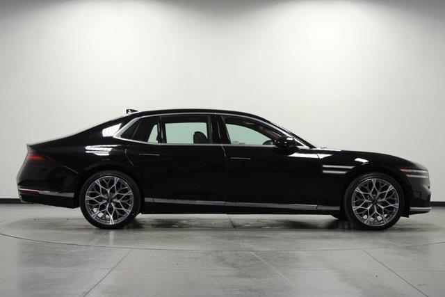 2026 Genesis G90 - $74,962