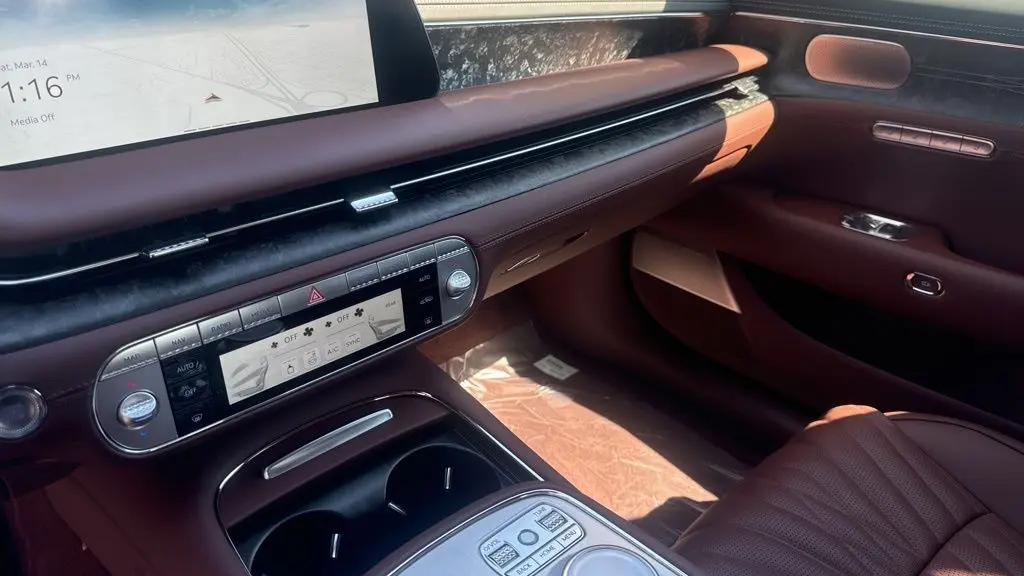 2026 Genesis G90 3.5T e-Supercharger