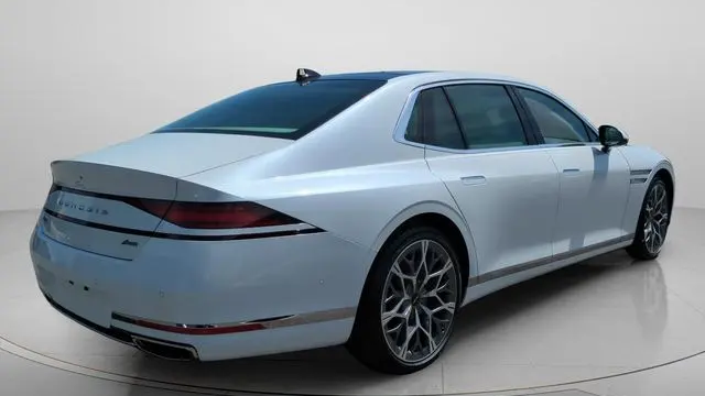 2026 Genesis G90 3.5T e-Supercharger