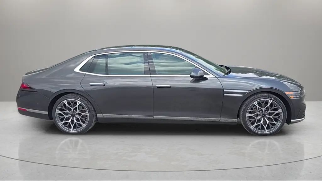 2026 Genesis G90 3.5T e-Supercharger