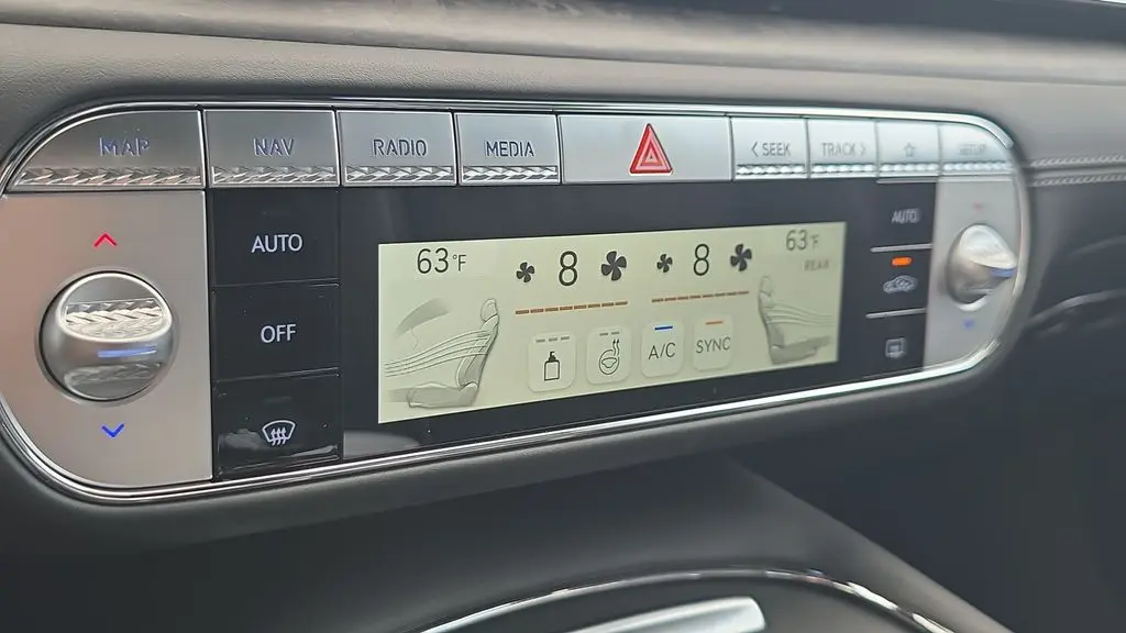 2026 Genesis G90 3.5T e-Supercharger