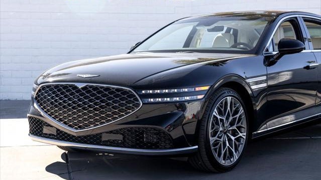 2026 Genesis G90 3.5T e-Supercharger
