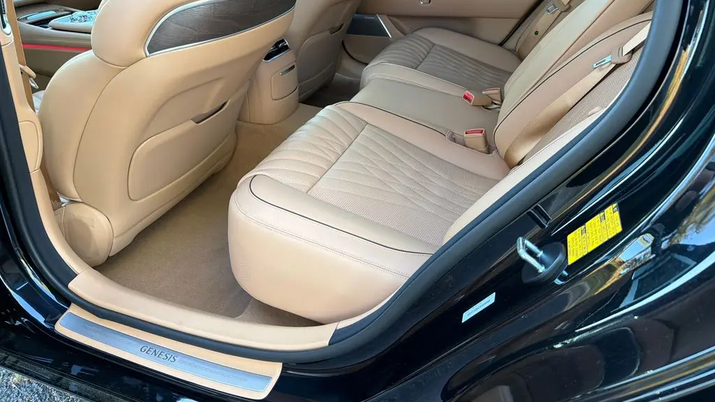 2026 Genesis G90 3.5T e-Supercharger