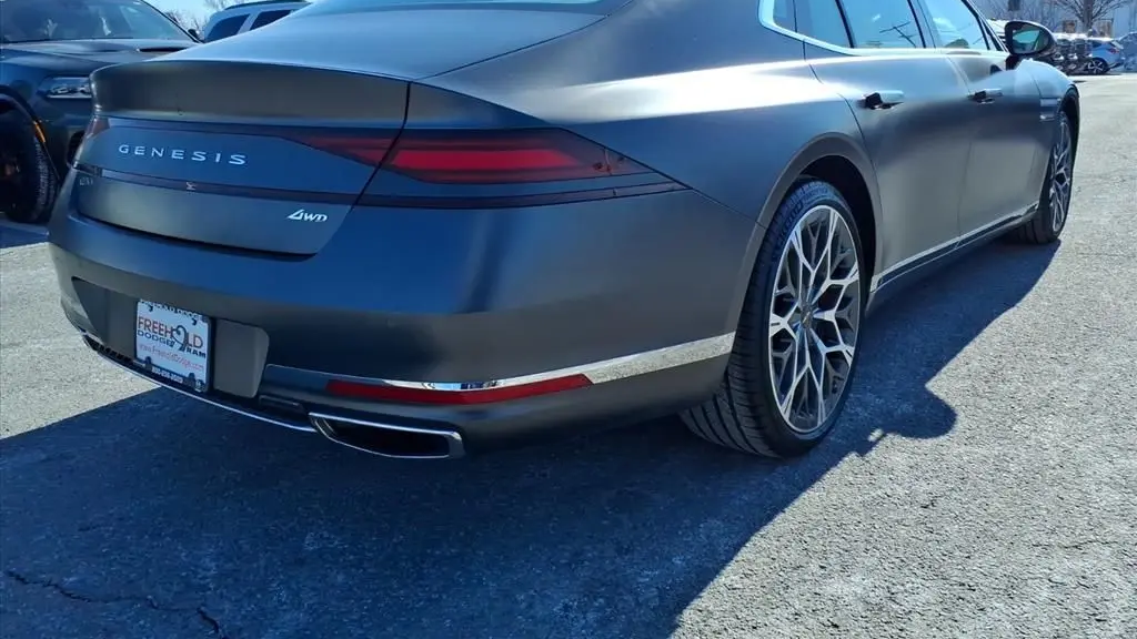 2023 Genesis G90 3.5T e-Supercharger