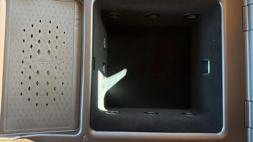 2026 Genesis G90 3.5T e-Supercharger