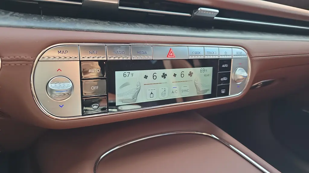 2026 Genesis G90 3.5T e-Supercharger