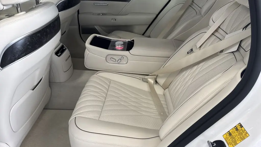 2026 Genesis G90 3.5T e-Supercharger