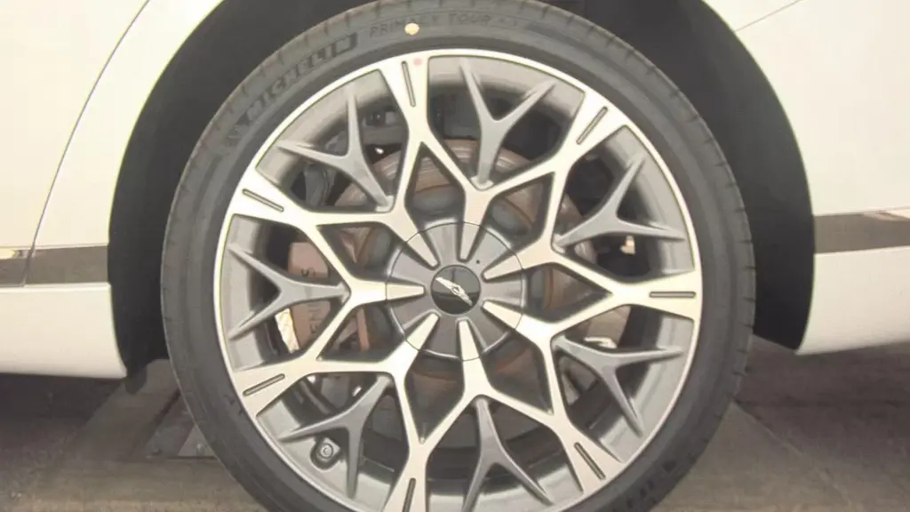 2026 Genesis G90 3.5T e-Supercharger