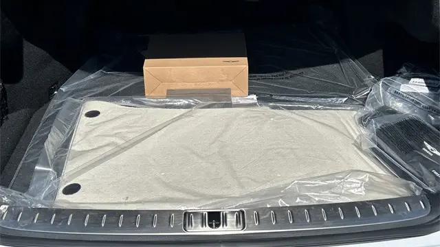 2025 Genesis G90 3.5T e-Supercharger