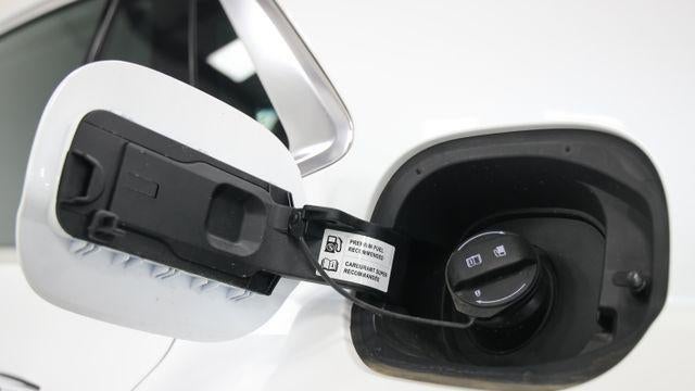 2025 Genesis G90 3.5T e-Supercharger