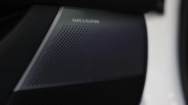 2025 Genesis G90 3.5T e-Supercharger