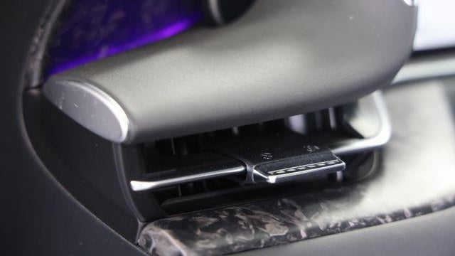 2025 Genesis G90 3.5T e-Supercharger
