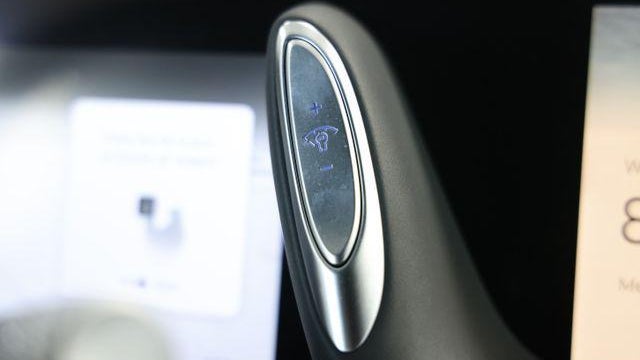 2025 Genesis G90 3.5T e-Supercharger