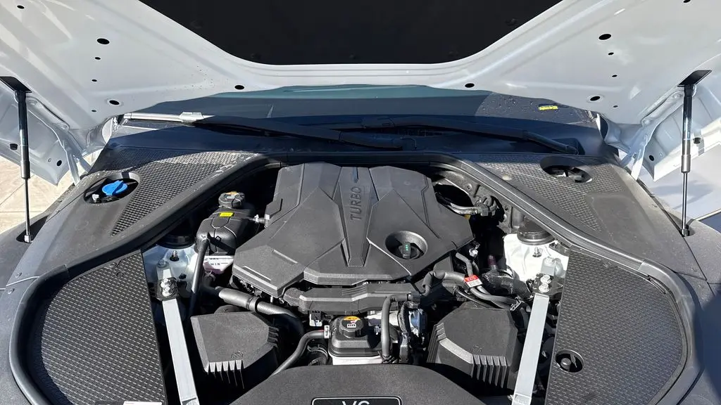 2026 Genesis G90 3.5T e-Supercharger