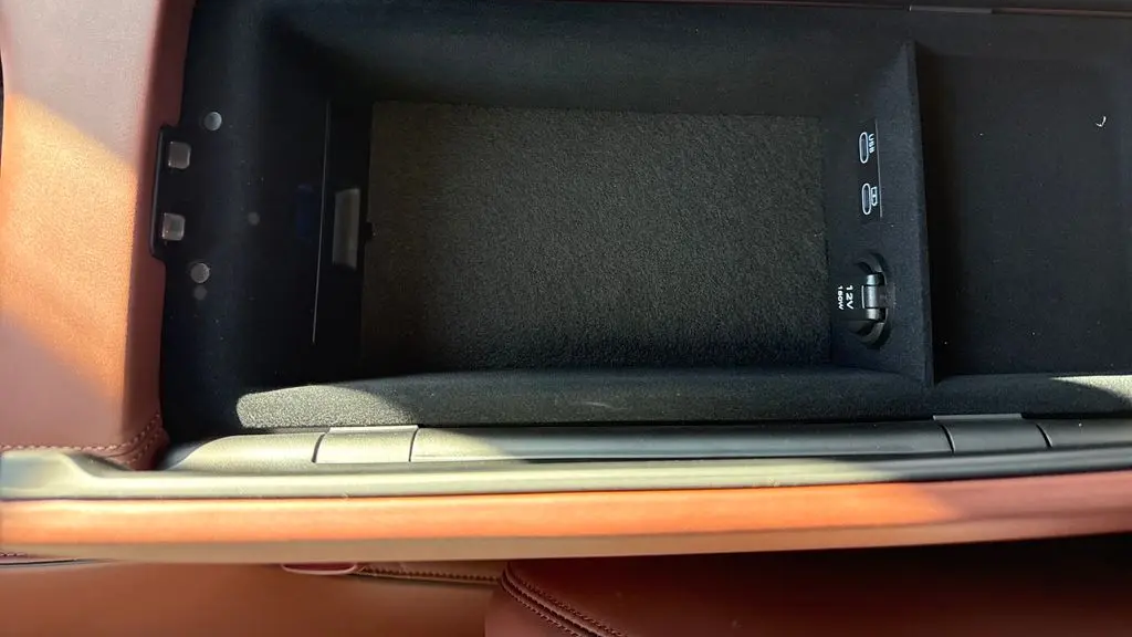 2026 Genesis G90 3.5T e-Supercharger
