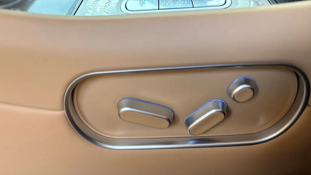 2026 Genesis G90 3.5T e-Supercharger