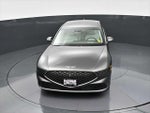 2023 G90 Thumbnail 18