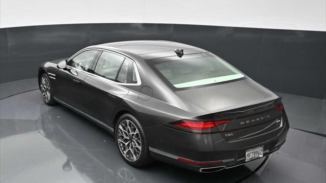 2023 Genesis G90 3.5T e-Supercharger
