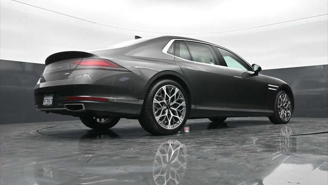 2023 Genesis G90 3.5T e-Supercharger