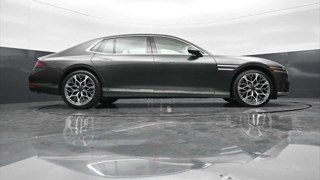 2023 Genesis G90 3.5T e-Supercharger