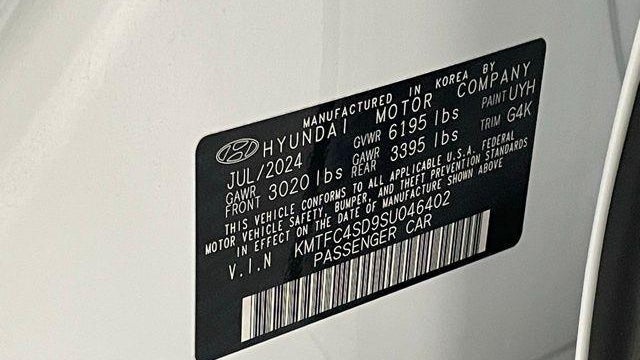 2025 Genesis G90 3.5T e-Supercharger