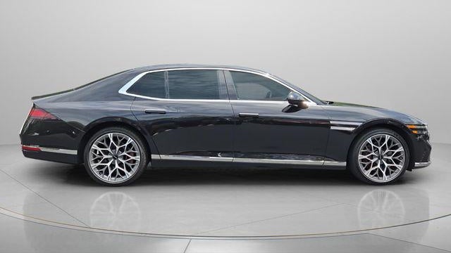 2025 Genesis G90 3.5T e-Supercharger