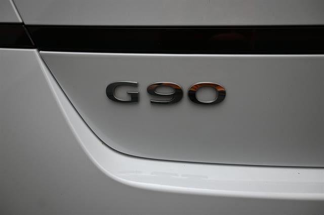 2025 Genesis G90